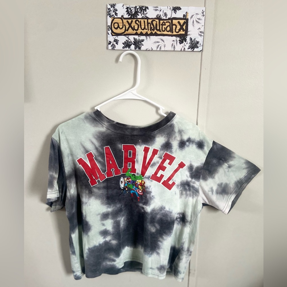 MARVEL M cropped top NEW!🥳